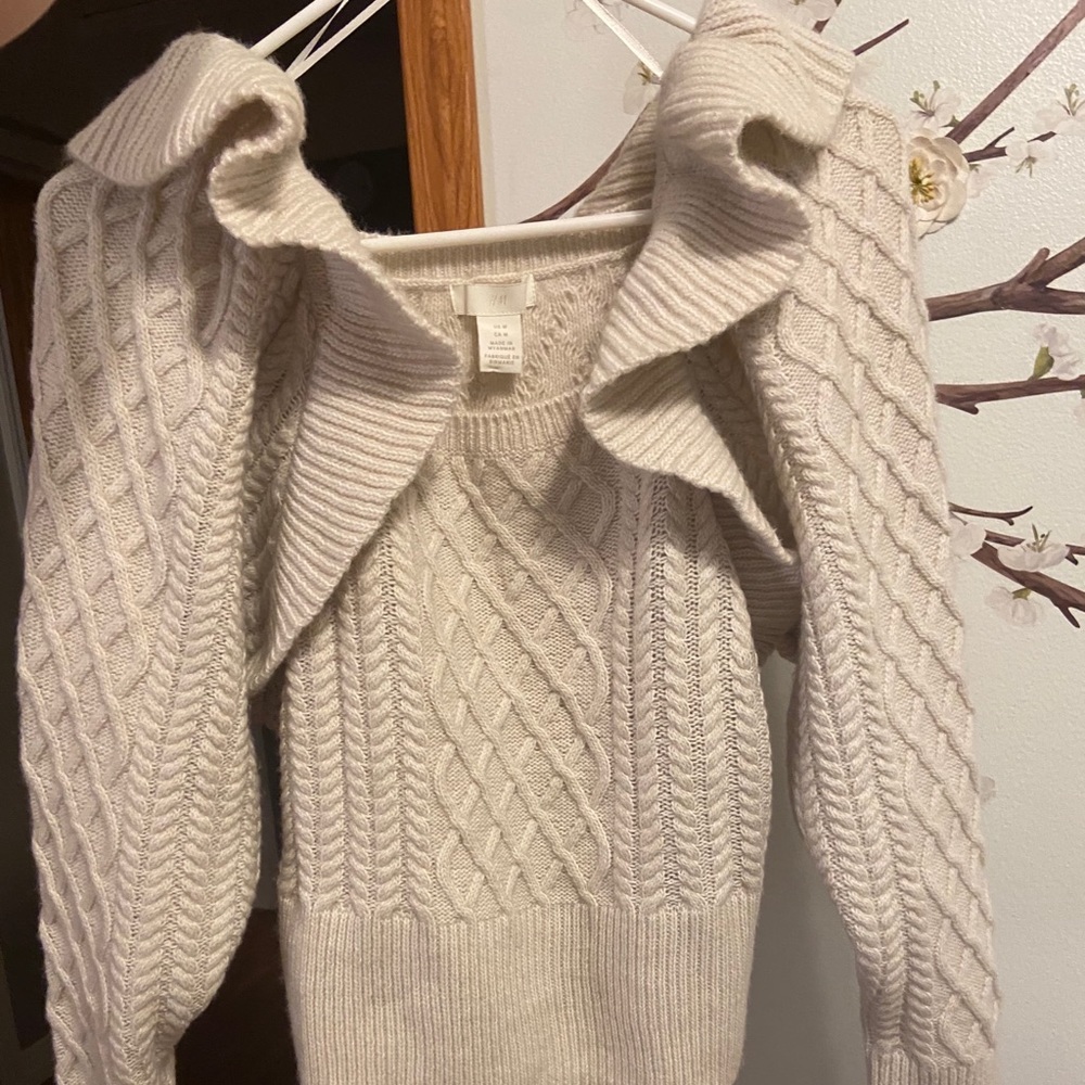 H&M flounced cable knit sweater - taupe